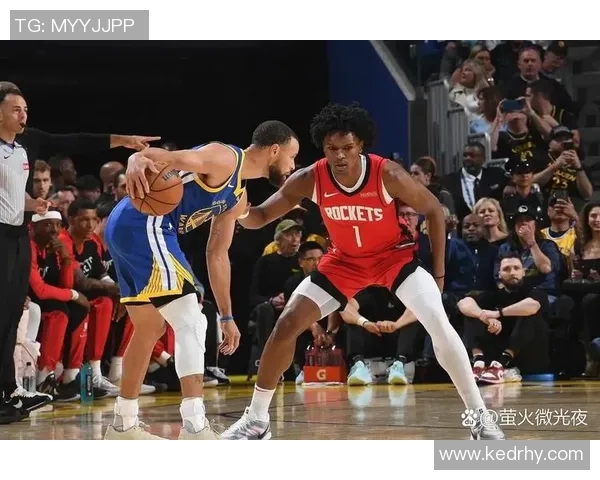 火箭队薪资空间告急:杰伦·格林续约与范弗利特去留成焦点,年轻核心成长加剧奢侈税压力 火箭队薪资空间告急:杰伦·格林续约与范弗利特去留成焦点,年轻核心成长加剧奢侈税压力